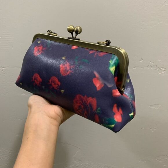 Handmade Genuine Leather Rose Printed Clutch/Shoulder Bag/Crossbody/Evening Bag - Picture 6 of 16